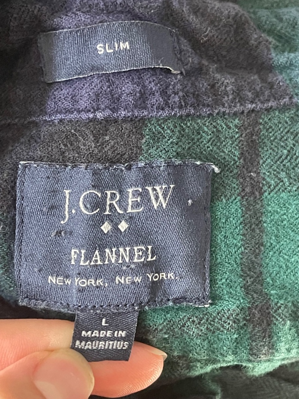 J.Crew Flannel Shirt Men’s L Slim Fit Green Black Buffalo Plaid Cotton Button Up - Picture 9 of 10